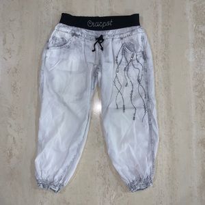 Beautiful low rise capris